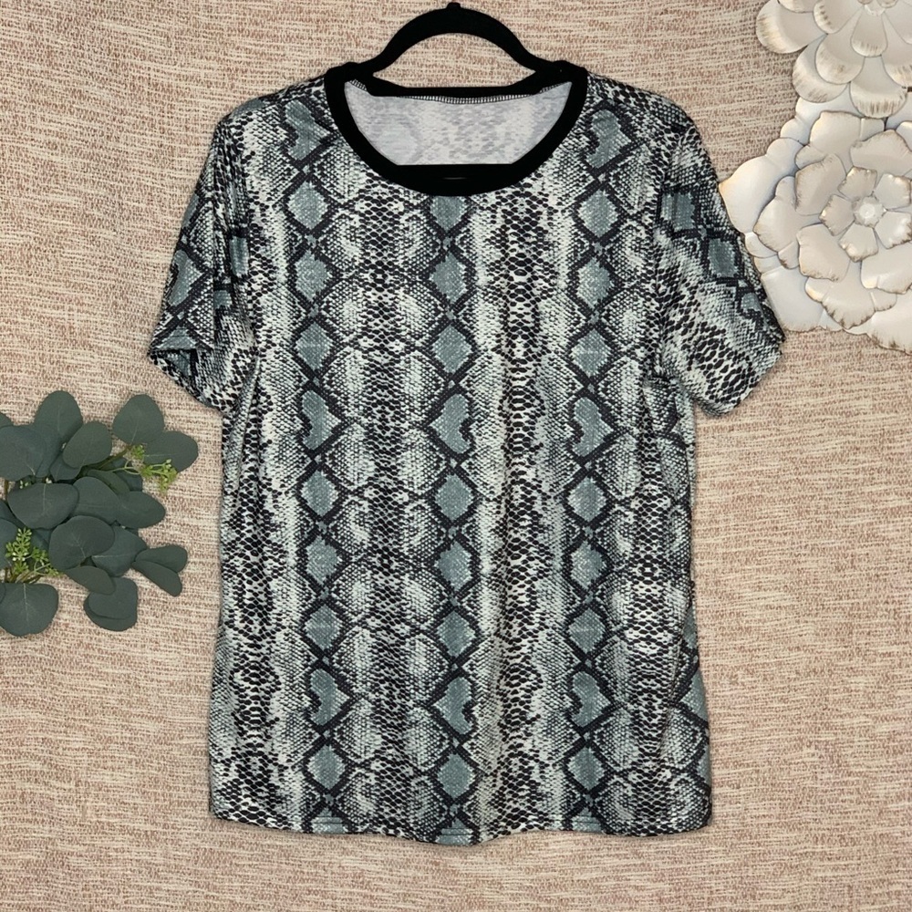 [jersey] Knit Snakeskin Print Oversized Tee Shirt